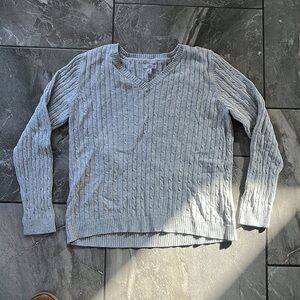 🩶 Croft & Barrow Cable Knit V Neck Sweater Size Medium grey Cotton
